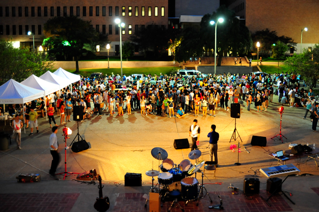 <p>The Taiwanese American Students Association presents the 10th Annual Night Market in front of the Gregory Plaza on Friday night. Students get to experience traditional Taiwanese culture through performances and games.</p>
