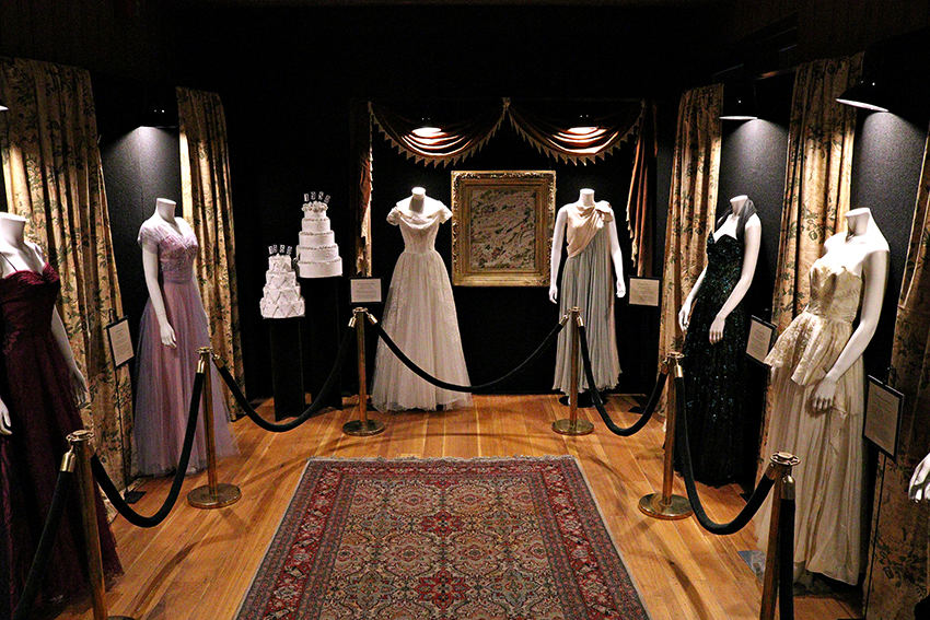 Exhibit of 1950s and '60s gowns emphasizes fashion's influence on