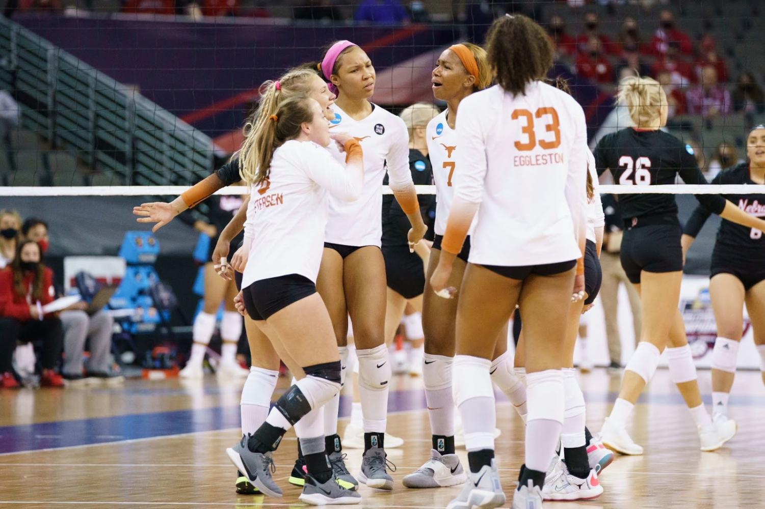 Texas Advances To First Final Four Since 2016 After 3-1 Win Over ...