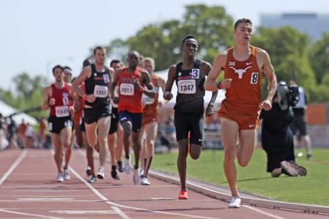 Texas track & field easily disposes of in-state rival A&M at dual meet over weekend