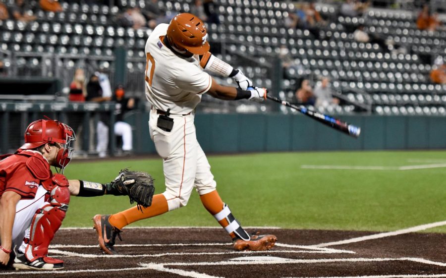 Texas downs Nevada 4-3 for 9th straight victory