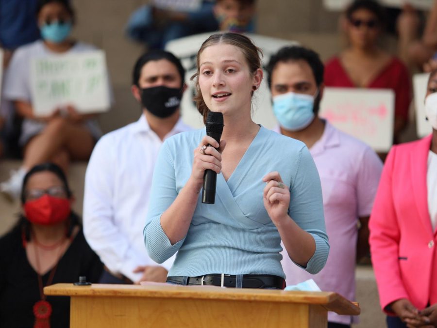 Students celebrate city approval of Austin Climate Equality Plan