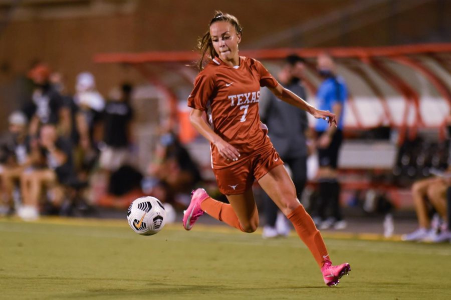 Texas draws against No. 13 Rice on the road