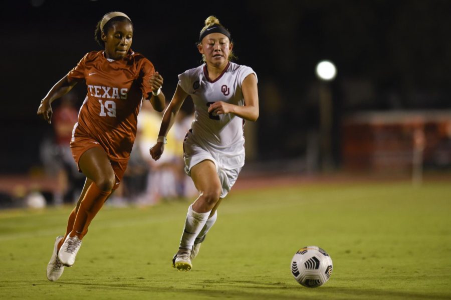 Noble goal by Nobles in 88th minute lifts Texas over Oklahoma
