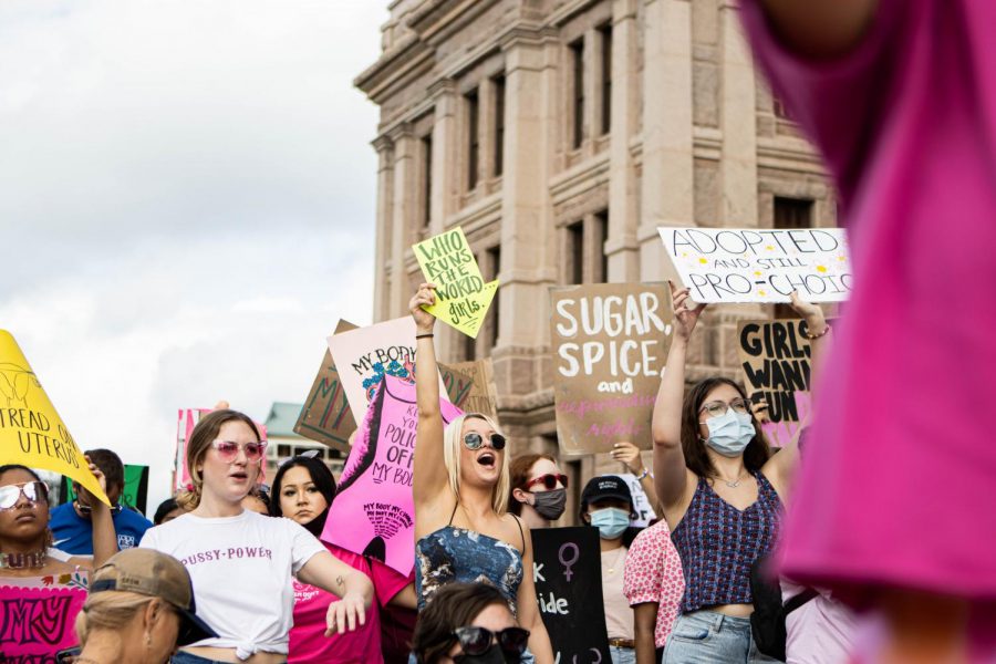 Activists+around+Texas+protest+restrictive+abortion+bill