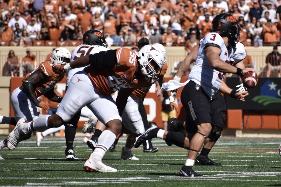 Second half struggles: No. 25 Texas collapses once again in 32-24 loss to No. 12 Oklahoma State