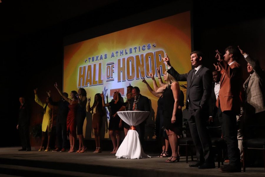 Longhorn legends reflect on Texas career at Hall of Honor Ceremony