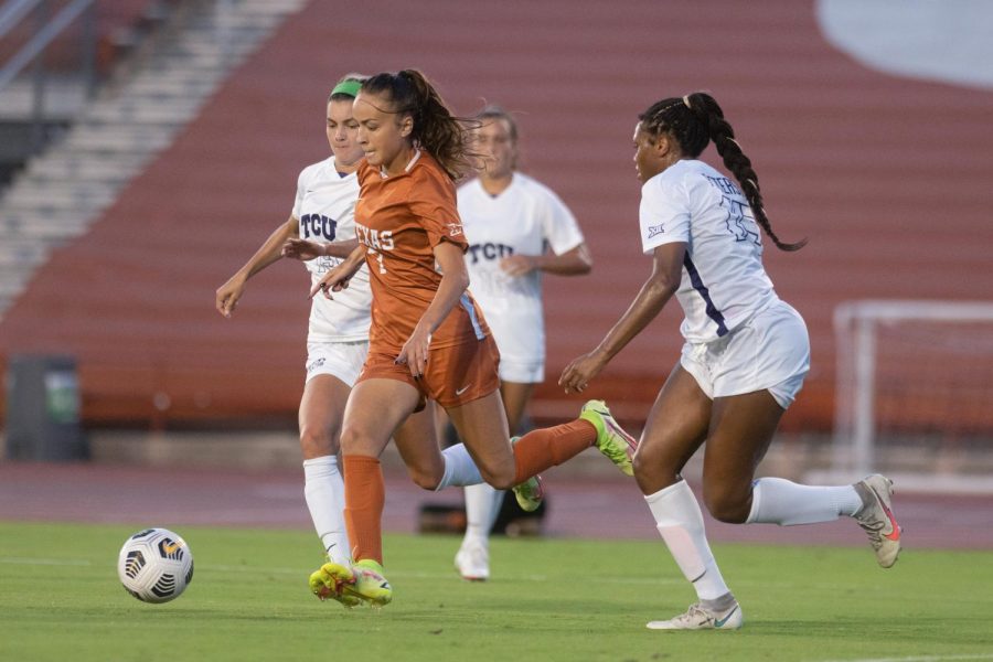 Key Texas matchups to watch this week: Texas women’s soccer goes for Big 12 supremacy