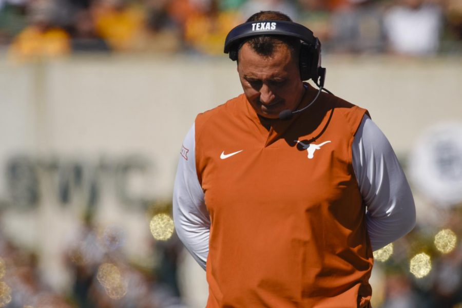 Texas’ fourth-straight loss brings program to unimaginable low in Sark’s first year