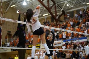 No. 2 women’s volleyball wins Big 12 Championship with sweep against Texas Tech
