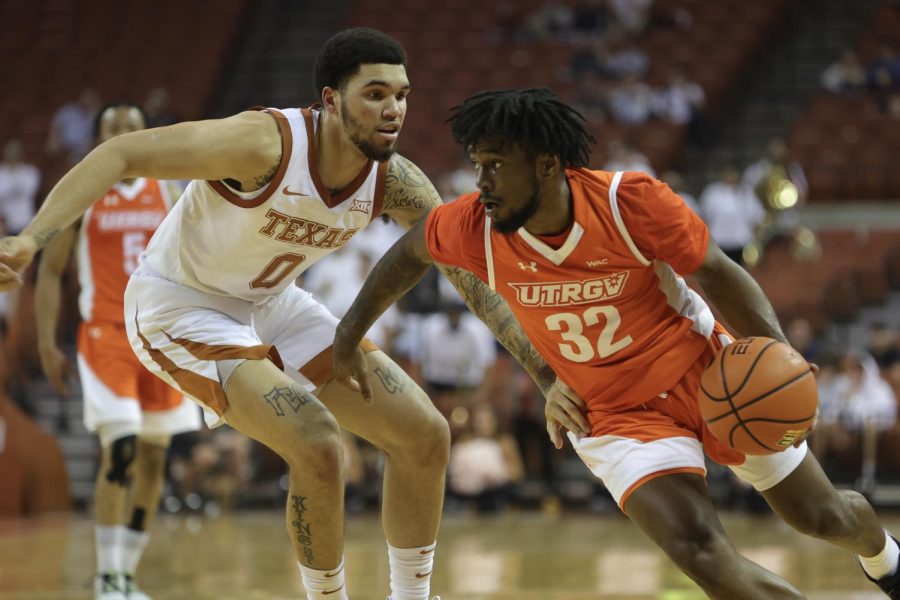 Texas basketball’s difficulties against ranked teams continue with loss to No. 15 Iowa State