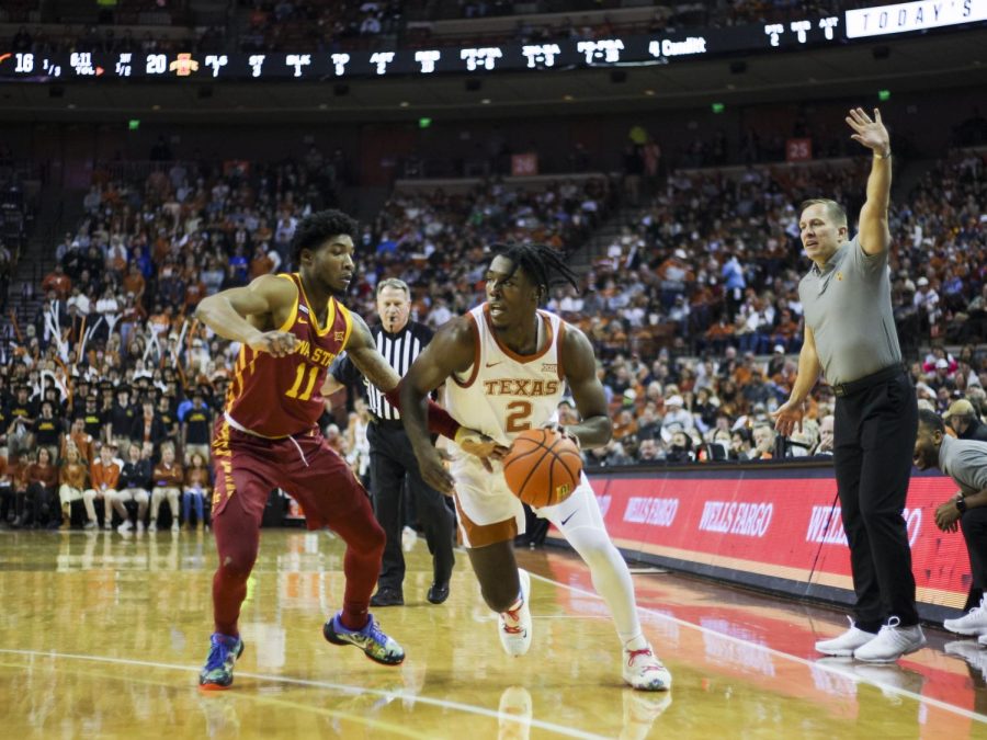 Texas gets back on track against West Virginia with 69-61 win