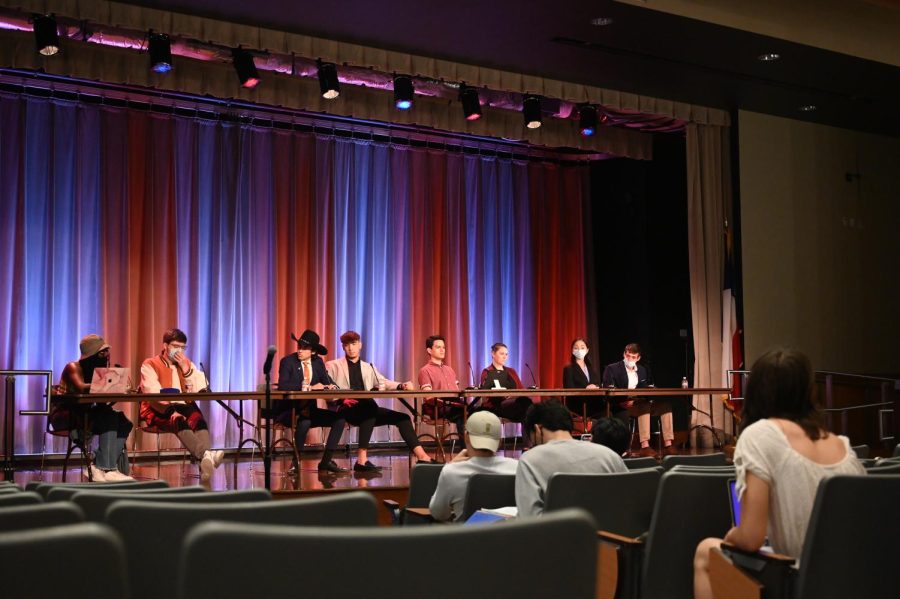 Student Government executive alliance candidates discuss platform points at debate