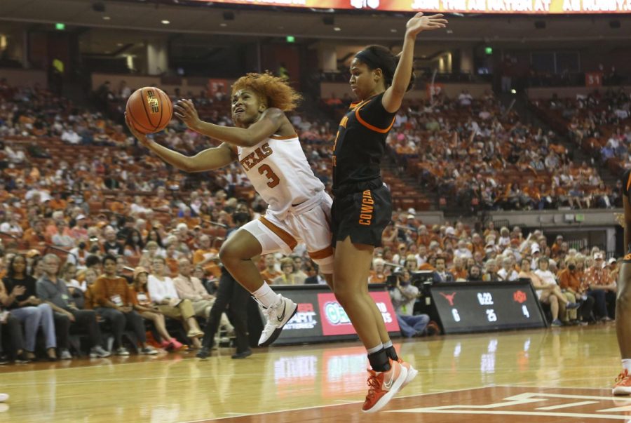 Texas advances to Big 12 Tournament finals to play for back–to–back tournament titles