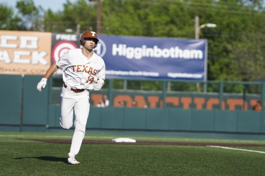 Texas+baseball+relies+on+offense+to+secure+13-3+blowout+against+Houston+Baptist