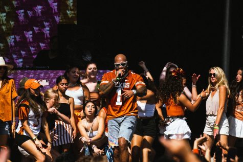 Flo Rida makes waves at free concert following UT-Alabama game