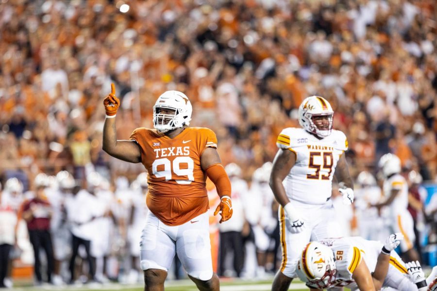 Texas’ defense looks to maintain its high performance