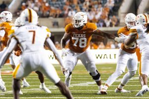 Kelvin Banks brings lessons from middle school to role as freshman starter on offensive line