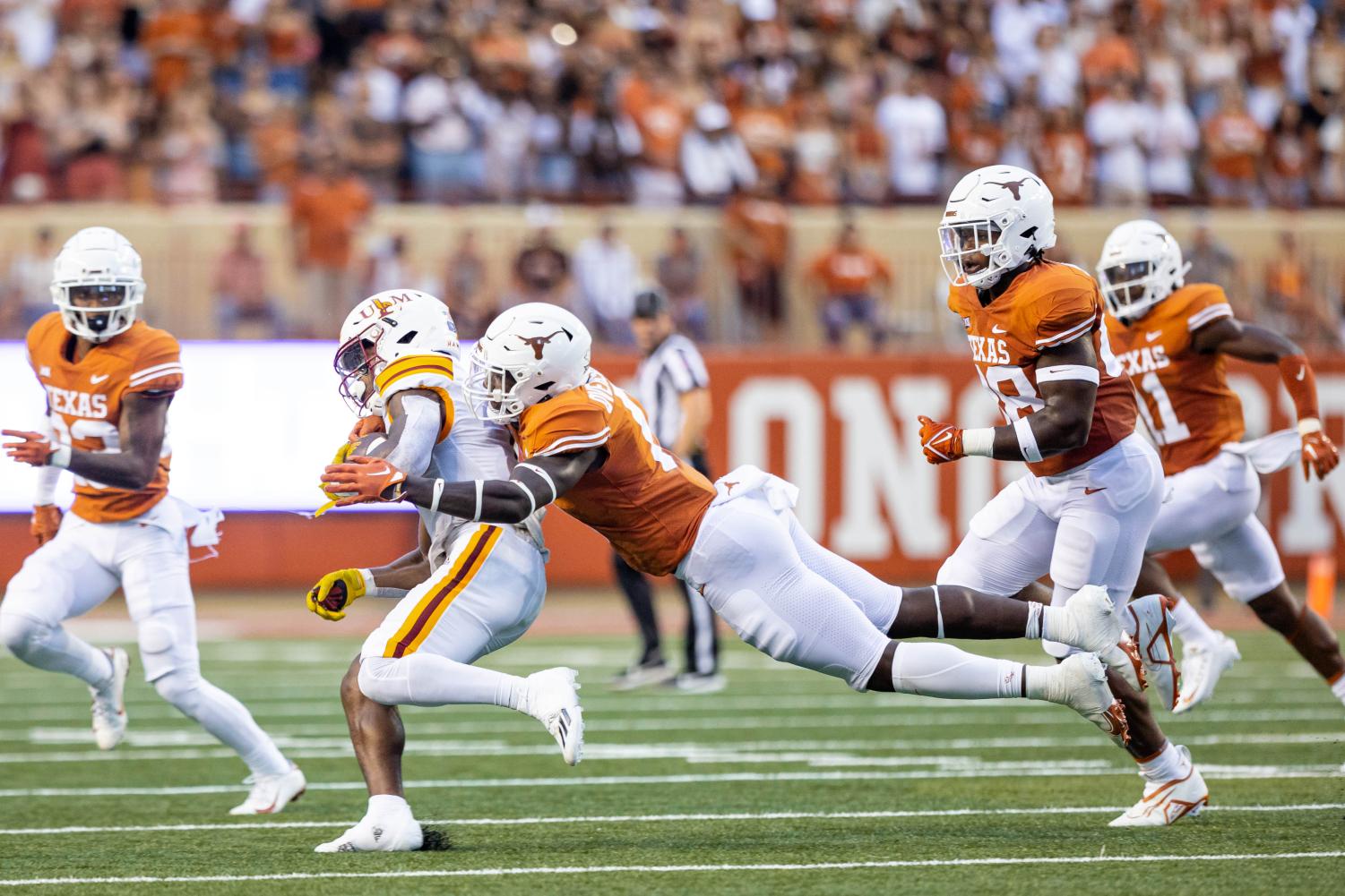 Texas Football on X: New Look: Caden Sterns 