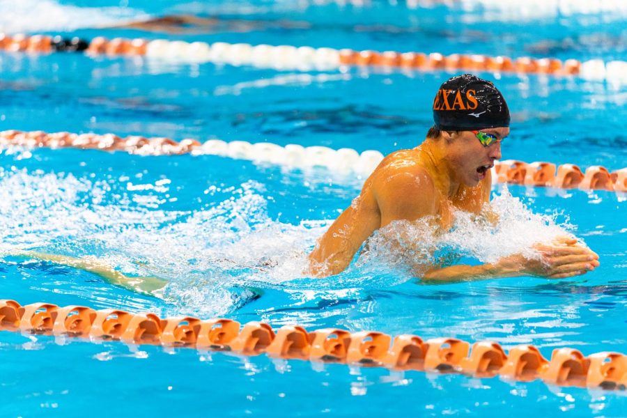 Texas swim and dive secures multiple medals in Phillips 66 National Championships