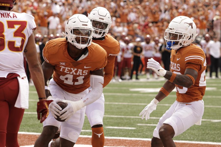 Jaylan Ford’s defensive efforts help lift Texas to road win over Kansas State despite penalties