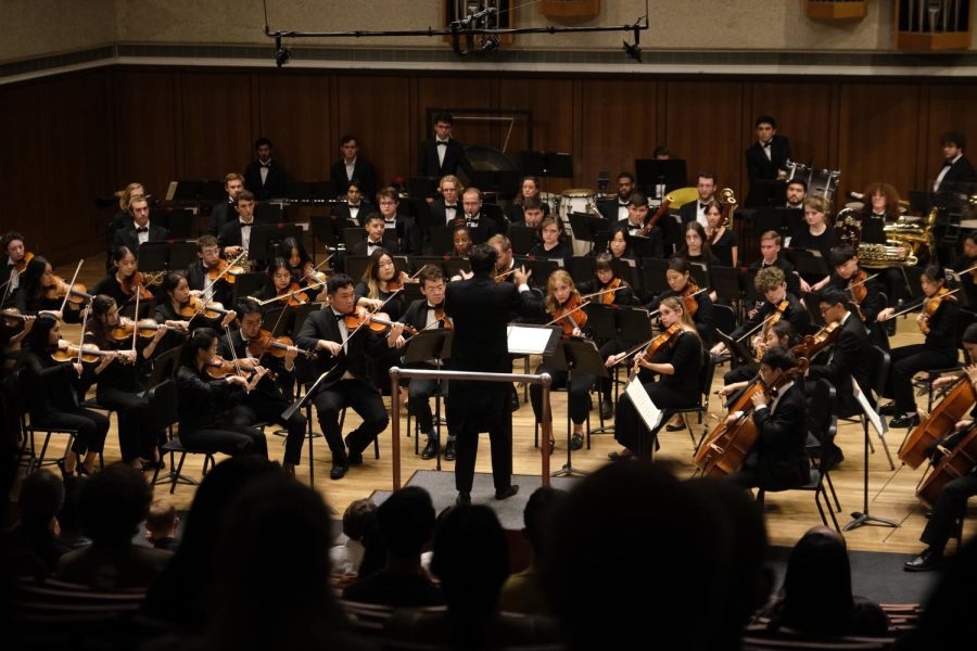 UT+Symphony+Orchestra+unveils+Turkmen+music+at+concert
