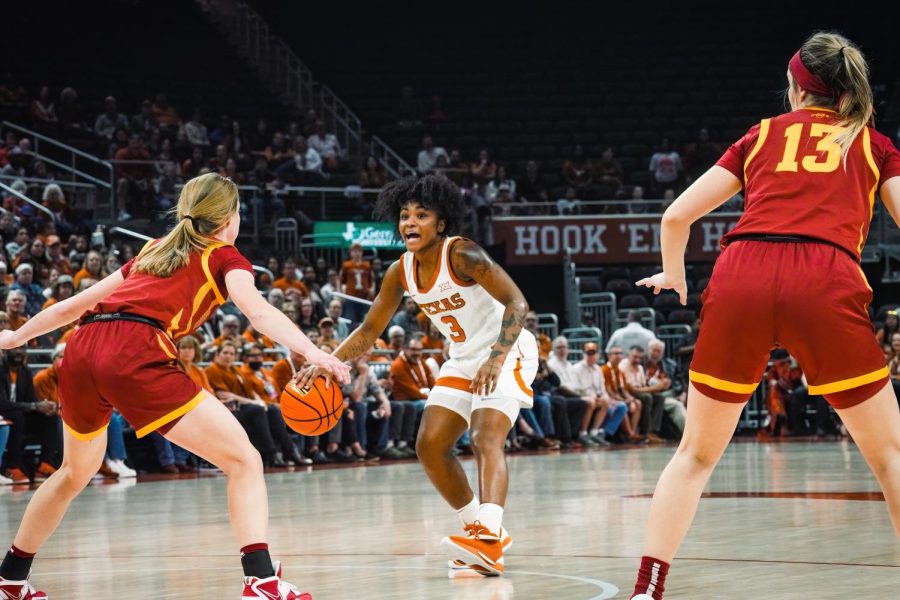Rori+Harmon+and+Shaylee+Gonzales+lead+Texas+to+a+clutch+68%E2%80%9355+road+win+over+Baylor