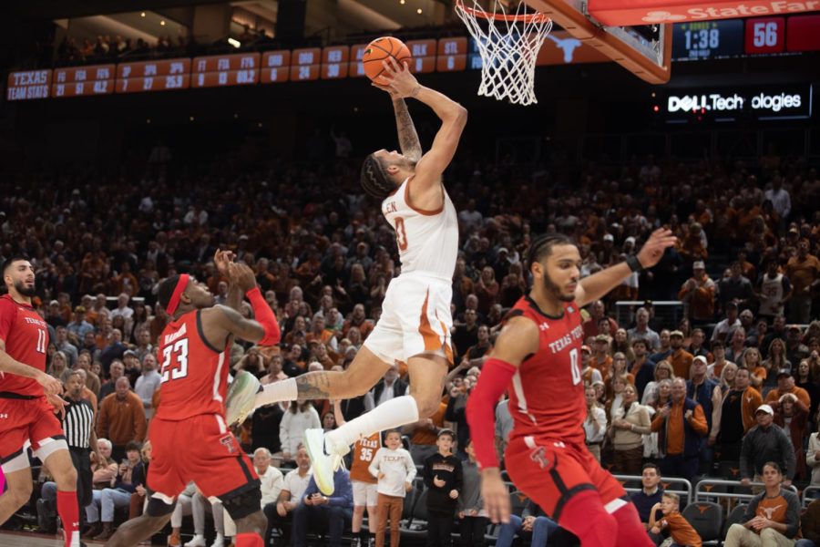 No. 10 Texas completes another comeback victory, defeating Texas Tech 72-70