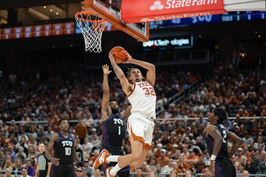 Texas overcomes 18-point deficit to defeat TCU in a 79-75 home win