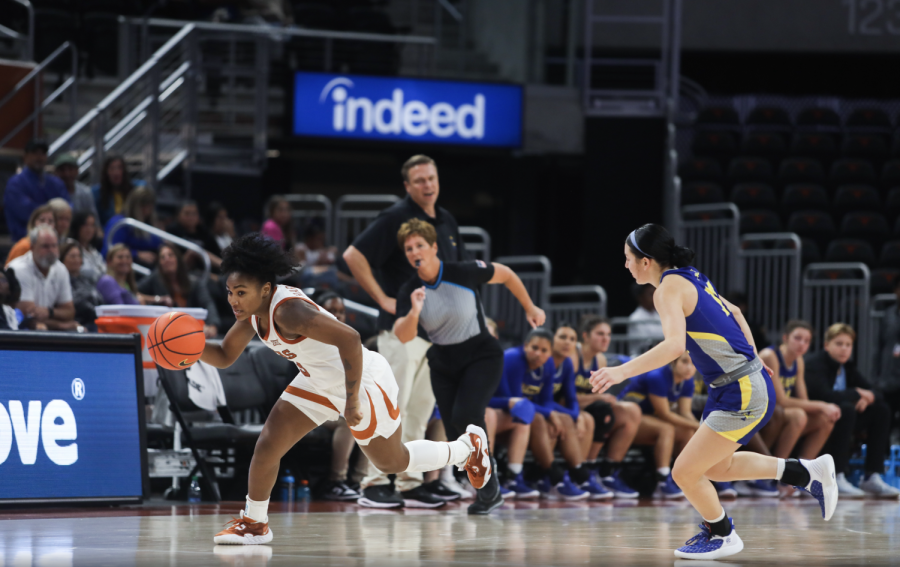 Guard Rori Harmon runs downcourt during Texas' game versus Wayland on Nov. 4, 2022.