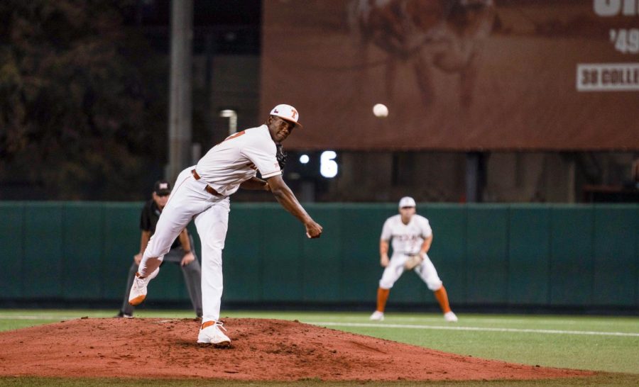 Powell continues to pummel as Texas baseball picks up much needed 7-5 victory over Sam Houston State