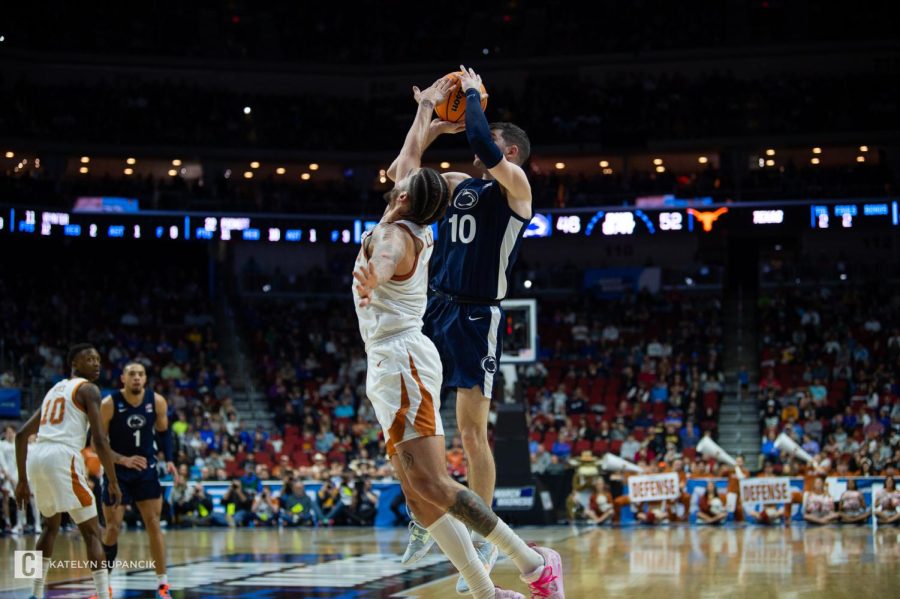 Tramon Mark gets his Texas debut in close win over Syracuse