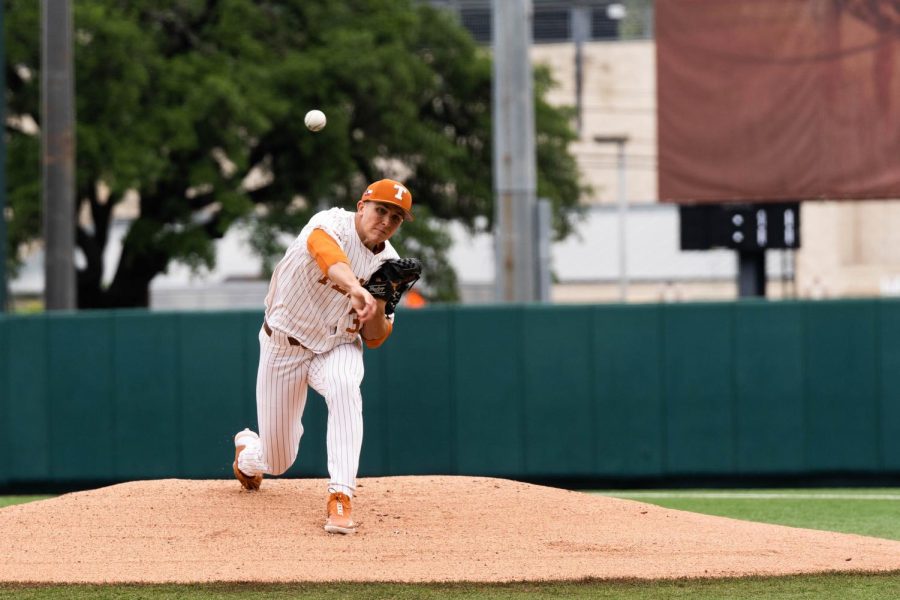 Bullpen, offensive woes cost Texas series opener in 2-1 loss to Oklahoma