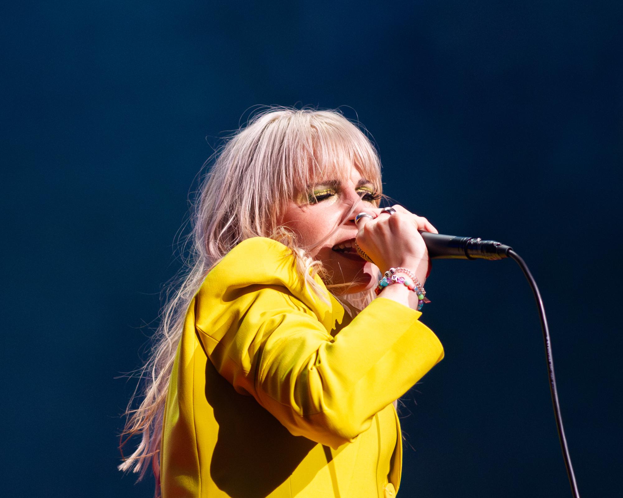 Paramore's New Single 'Now' Updates Signature Sound With Notes of No Doubt  and Muse - SPIN