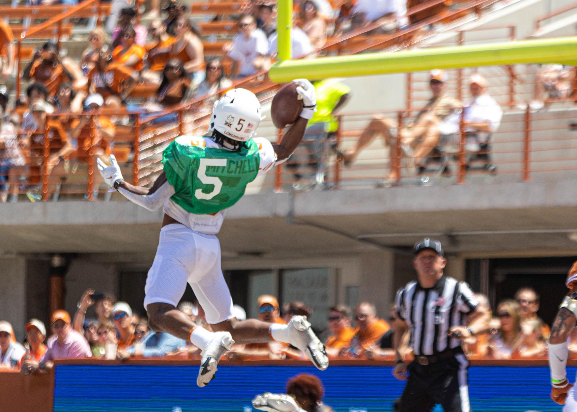 Longhorns Daily News: Texas WR Adonai Mitchell listed among this