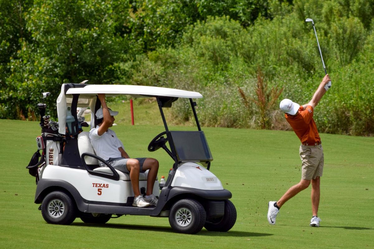 No. 9 Texas men’s golf dominates Big 12 match play, takes home first tournament win of season