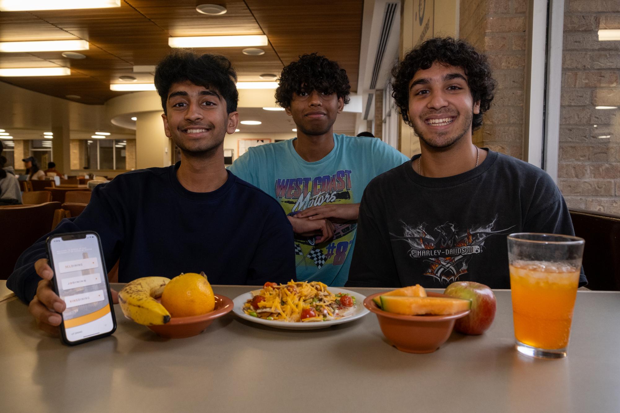 New app gets students hooked on local restaurants, A And E