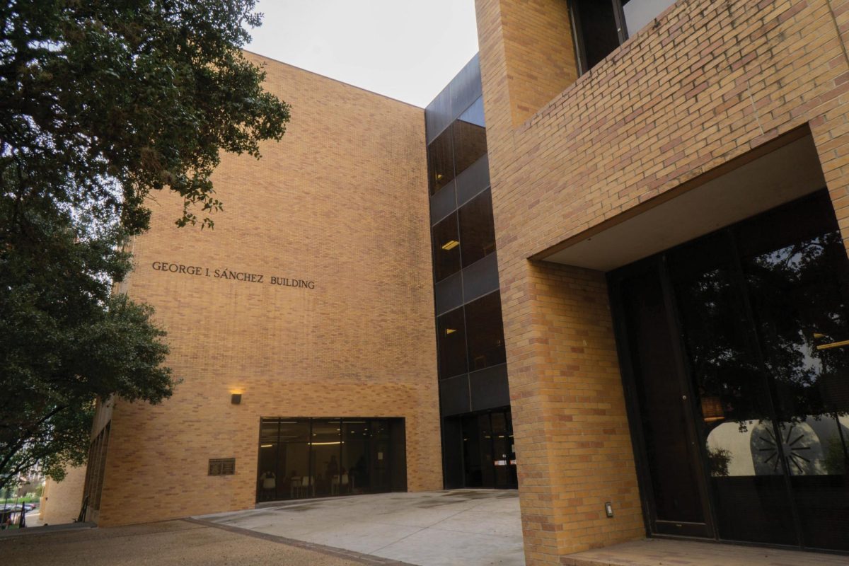 El programa propuesto de vales escolares causa preocupación por el futuro de la educación pública en Texas