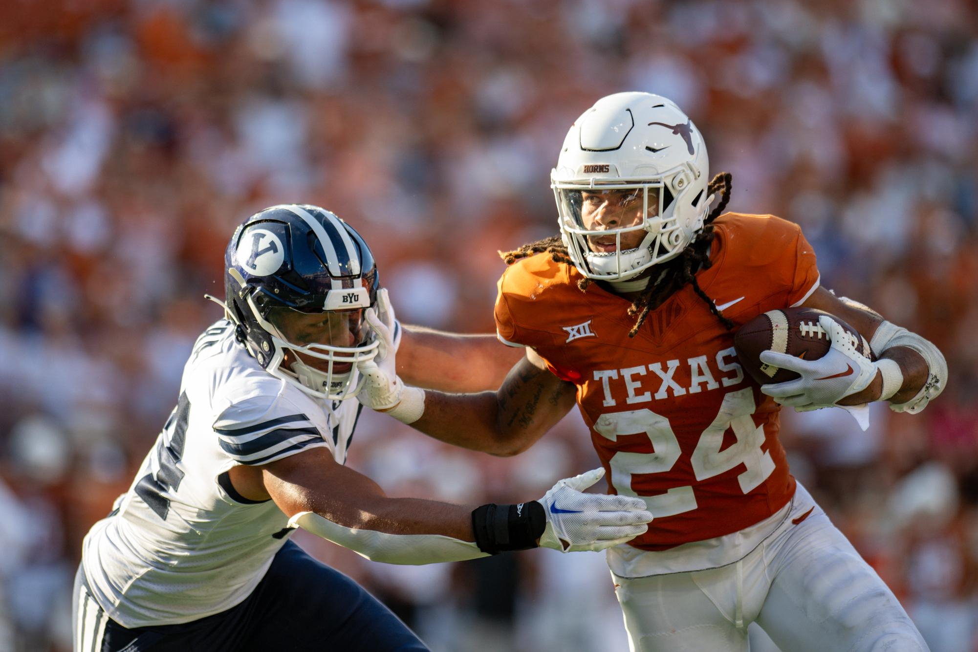 Texas Star Running Back Jonathon Brooks Out For The Season With Torn ...