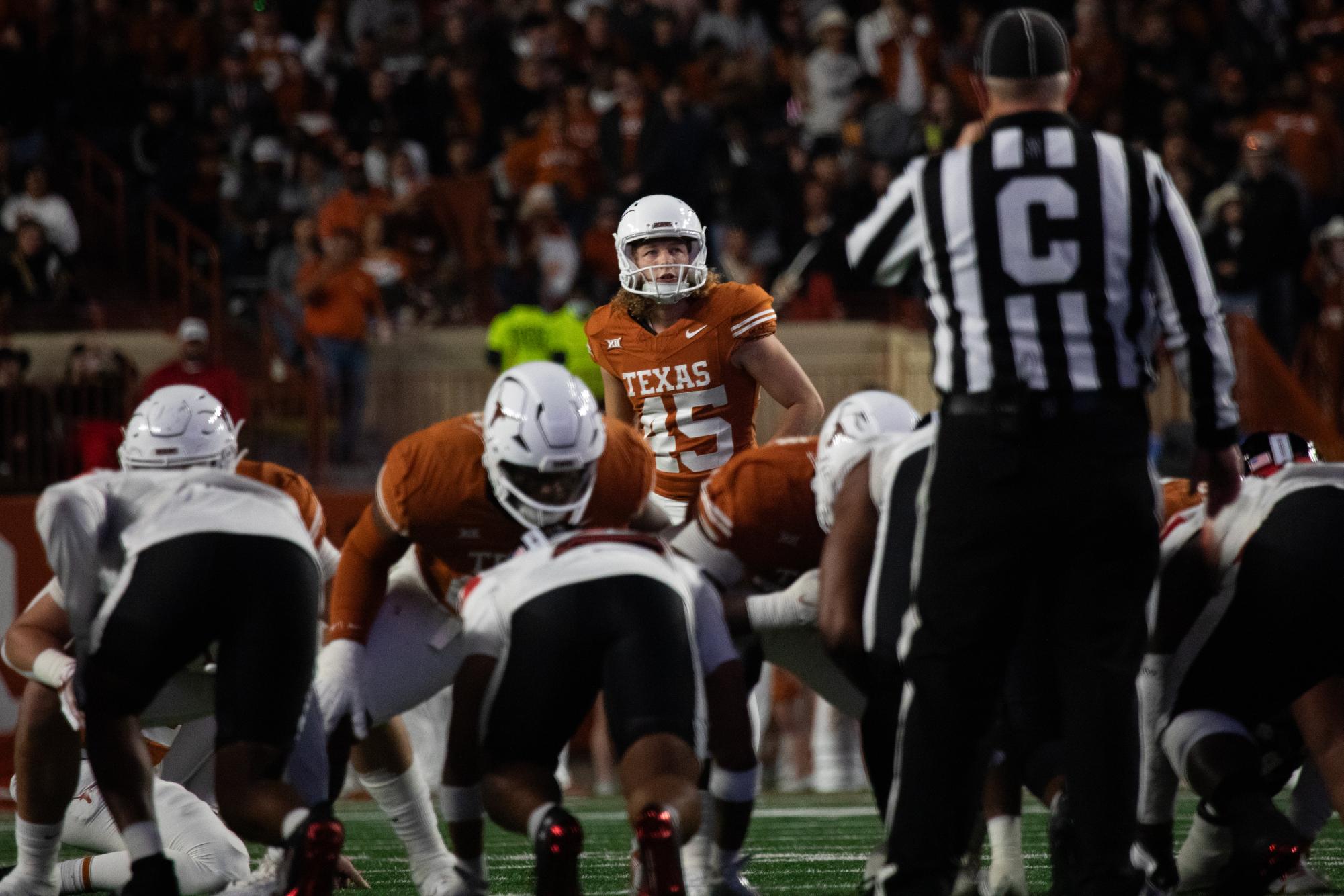 Bert Auburn’s perfect game leads No. 7 Texas to a dominating 57-7 win