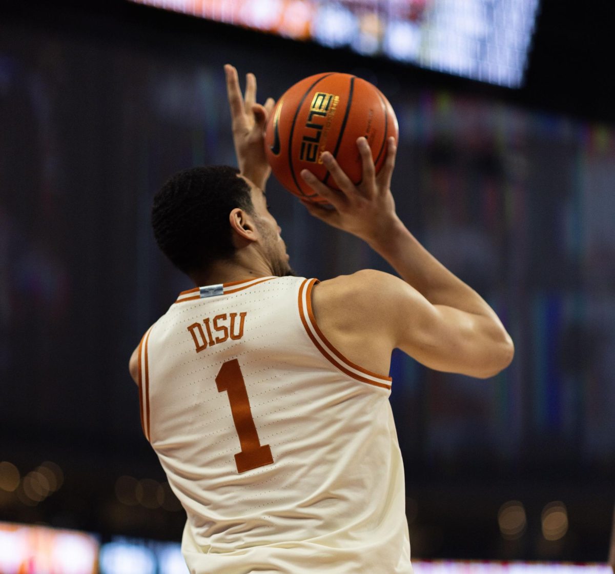 Texas mens basketball conquers Mountaineers with outstanding shooting