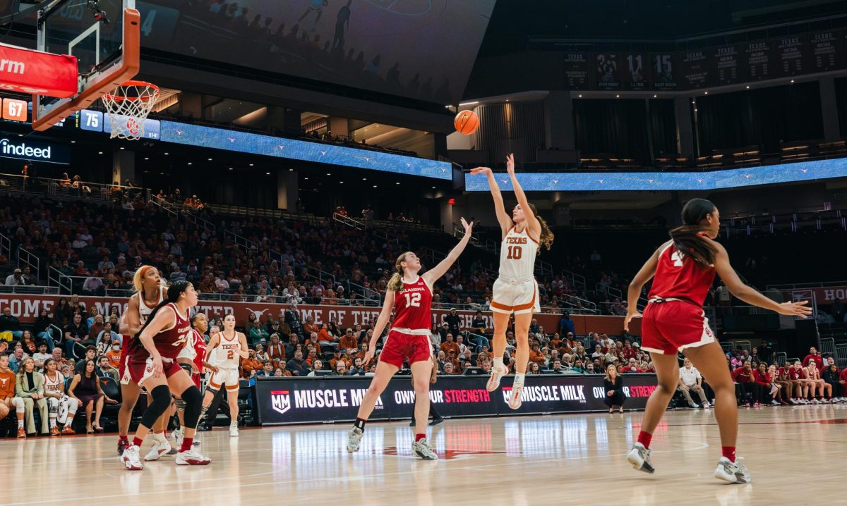 Senior guard Shay Holle shoots the ball against the OU Sooners on Jan. 24. The Longhorns fell to the Sooners 91-87.
