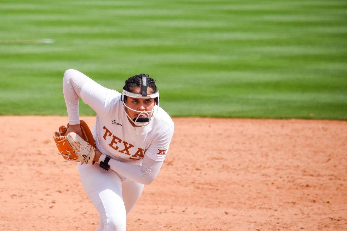 No. 3/2 Texas softball dominates in 10-0 win against No. 17/18 Florida State