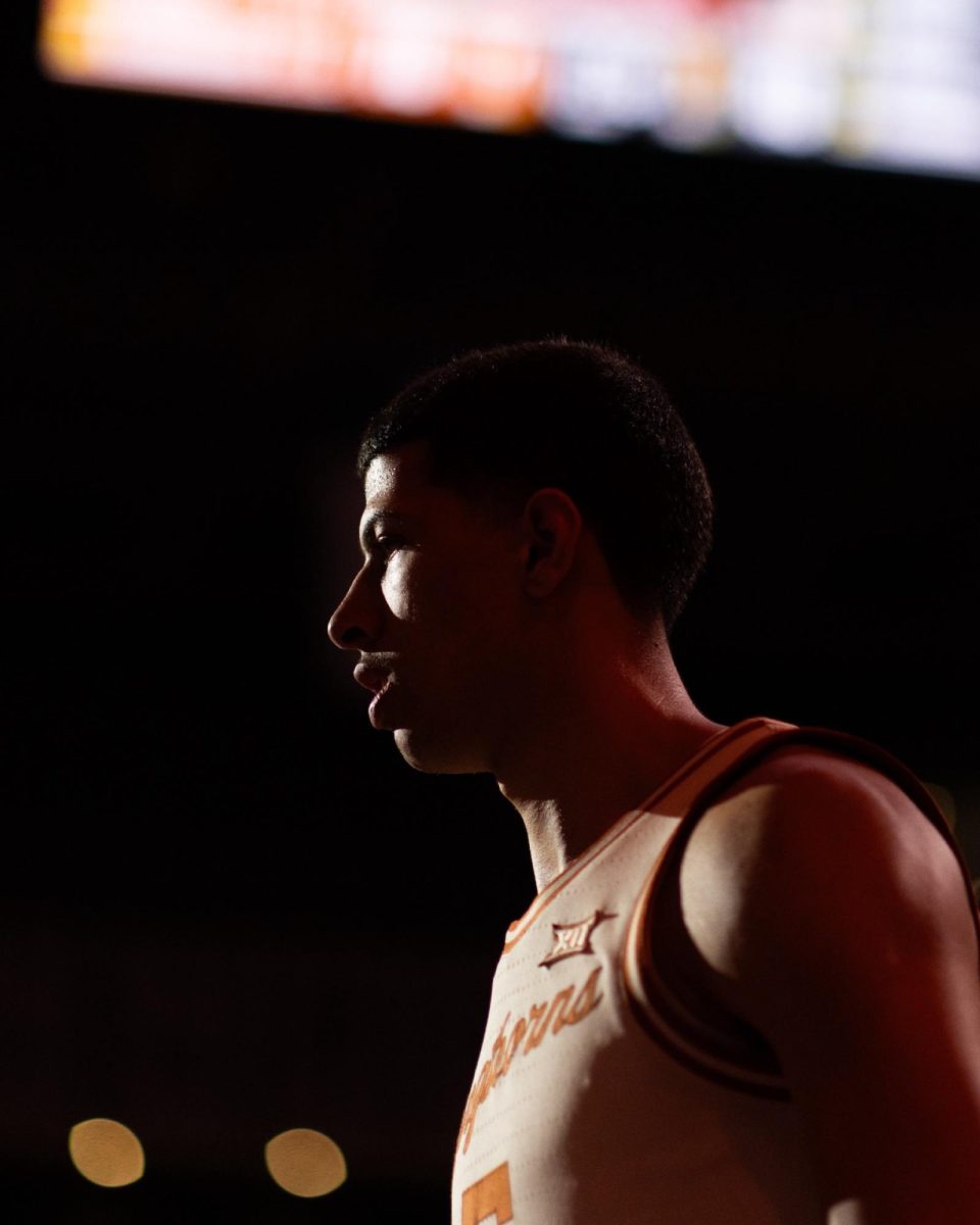 Kadin Shedrick during Texas' game against West Virginia on Feb. 10.