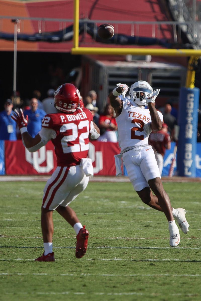 Wide receiver Matthew Golden throws the ball during the Red River Rivalry game on Oct. 12, 2024.