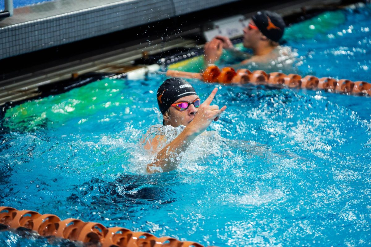 Texas swimming and diving takes down SMU decisively in first spring meet