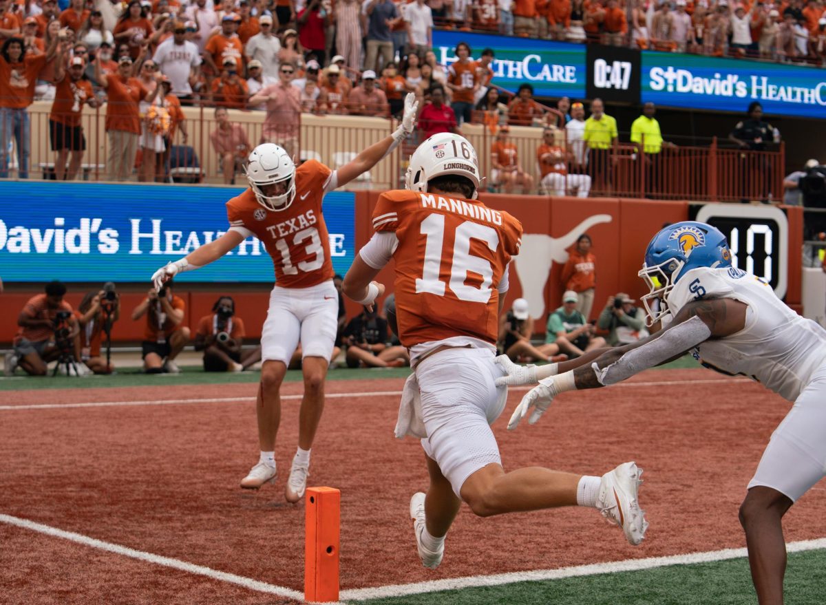 Sophomore Arch Manning runs into the end zone against San Jose State on Sept. 6, 2025. 