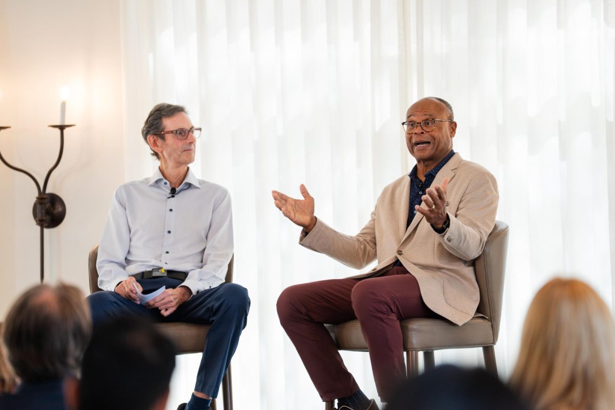 From left, Dr. Hunt Batjer and former NFL linebacker Mike Singletary discuss dementia prevention on Oct. 28, 2025. This is the second event in a three-part Leading the Conversation speaker series.