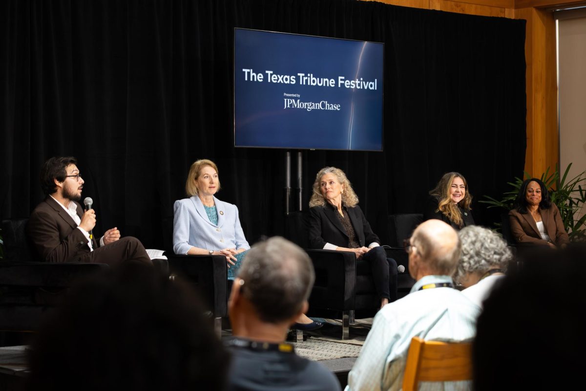From left, Texas Tribune politics reporter Alejandro Serrano, Texas Reps. Vikki Goodwin, Donna Howard, Mihaela Plesa and Nicole Collier begin “The Blue Team” panel on Thursday, Nov. 13.