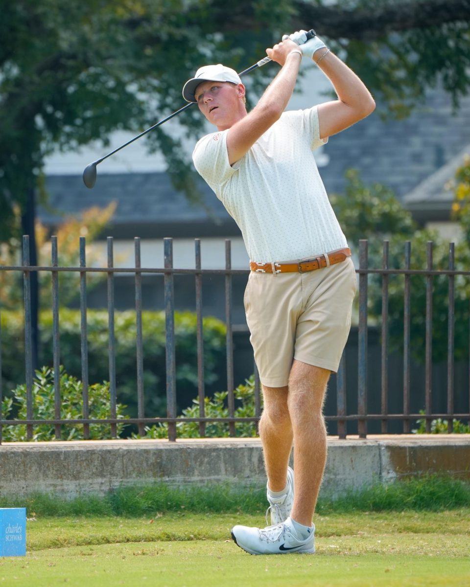 Living and competing together, Texas seniors lead program forward